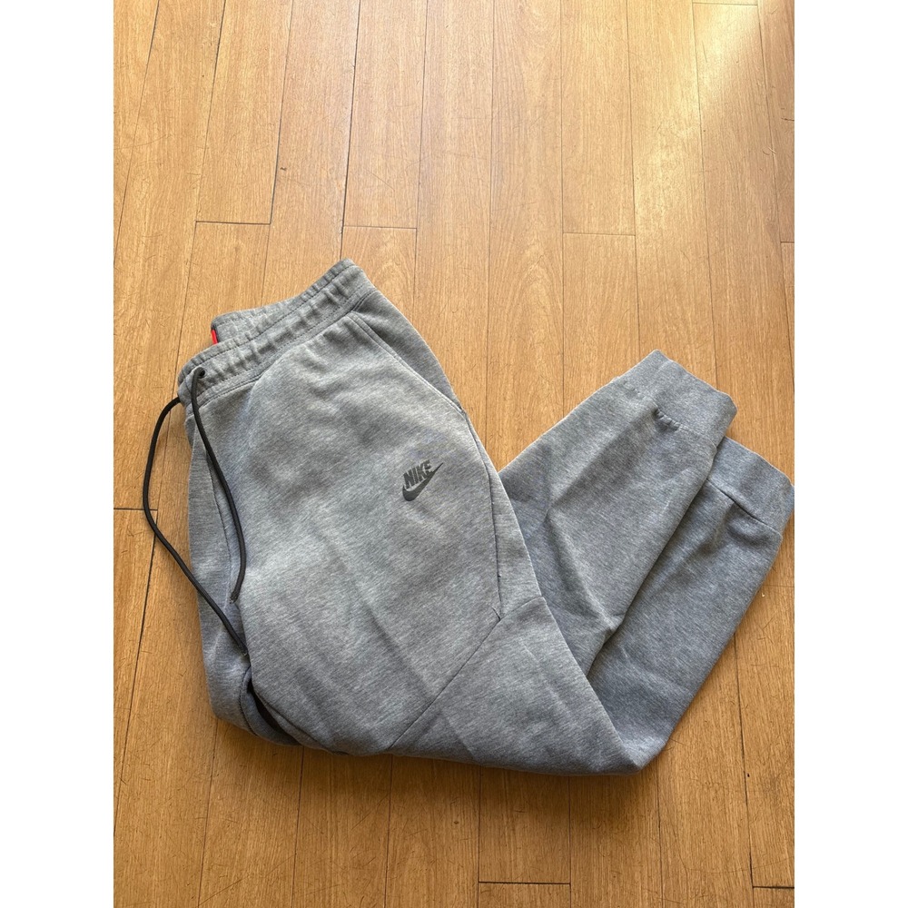 Nike Sportswear Tech Fleece Joggers Mens Medium Gray CU4495-063 Sweatpants